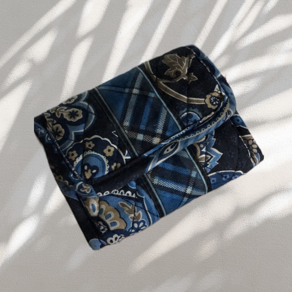 Windsor Navy Vera Bradley Wallet